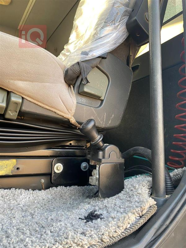 مرسيدس اكتروس